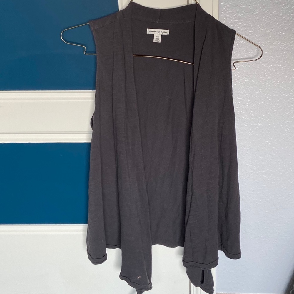 Thin Grey Cardigan/vest